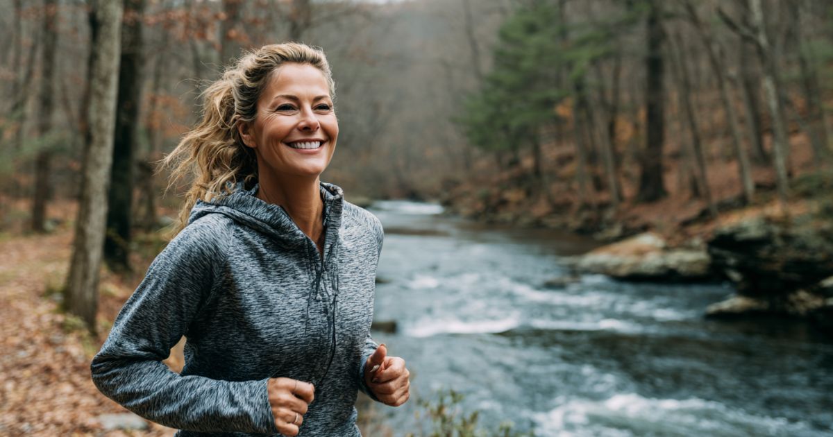 woman jogging in pennsylvania after pain treatment
